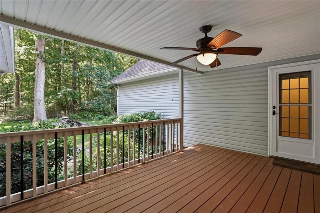 7 bedroom, 4 bathroom, 2,210 sq ft single family residence for sale at 1540 Hunters Hollow, Monroe, GA 30655 — photo 6