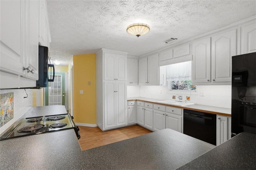 7 bedroom, 4 bathroom, 2,210 sq ft single family residence for sale at 1540 Hunters Hollow, Monroe, GA 30655 — photo 10