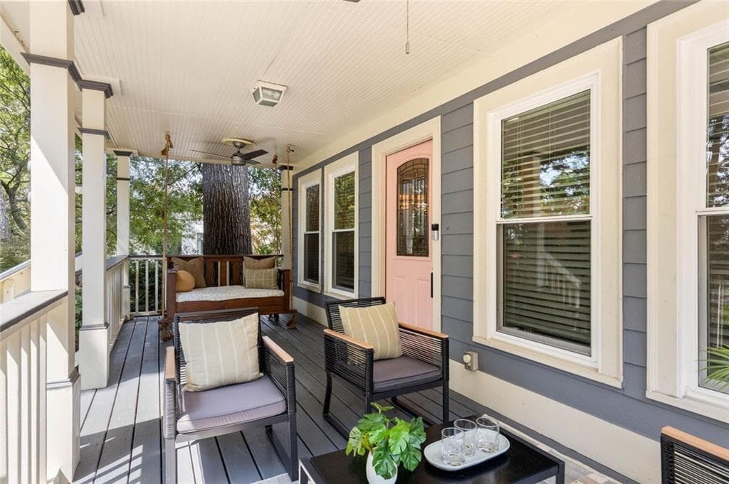 3 bedroom, 3 bathroom, 1,860 sq ft single family residence for sale at 2266 Memorial Drive, Atlanta, GA 30317 — photo 2