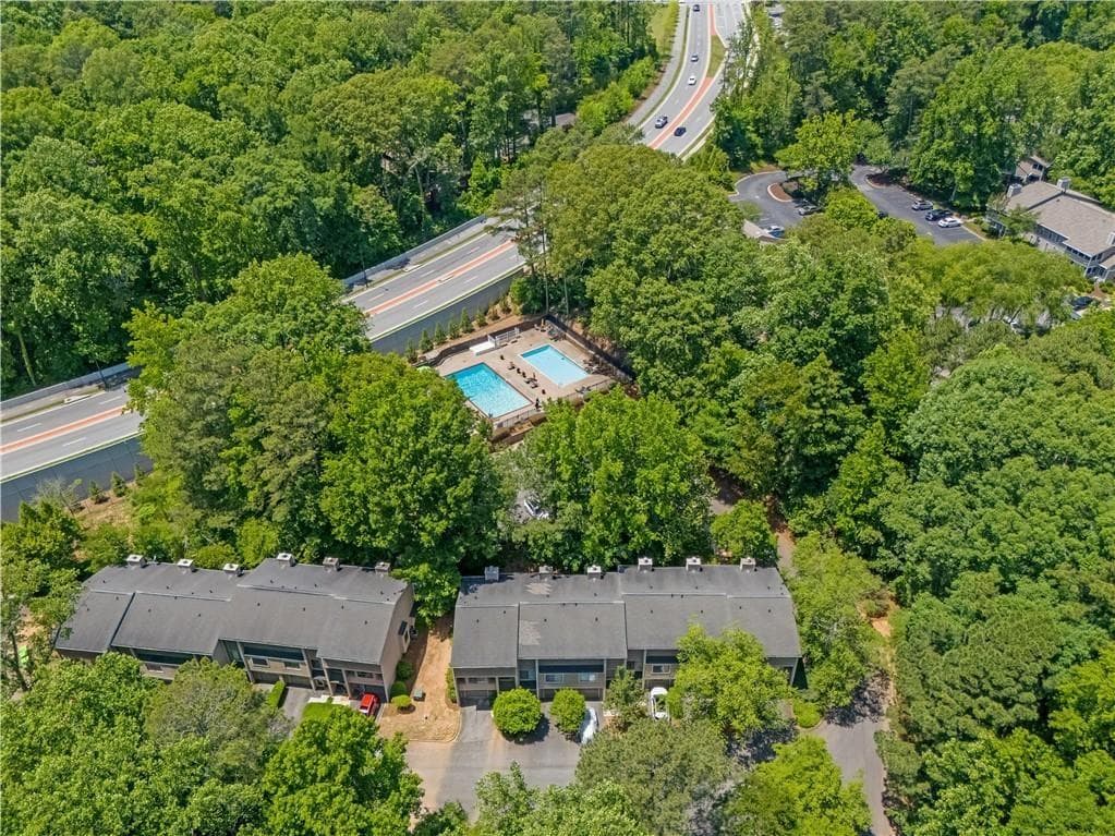 2 bedroom, 3 bathroom, 1,293 sq ft condominium for sale at 2877 Torreya Way, Marietta, GA 30067 — photo 3