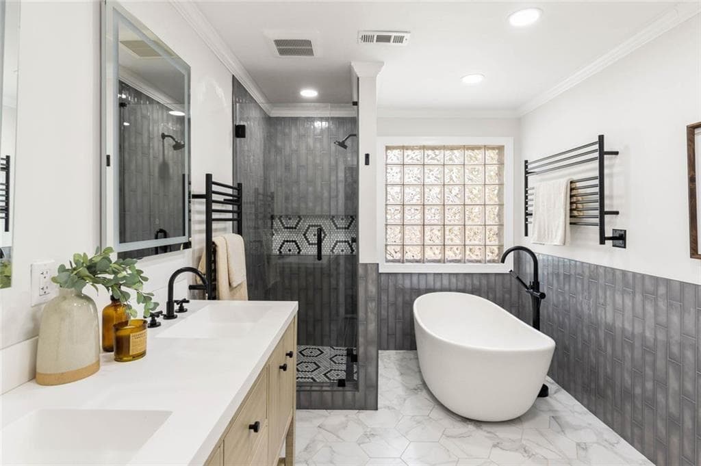 3 bedroom, 3 bathroom, 1,860 sq ft single family residence for sale at 2266 Memorial Drive, Atlanta, GA 30317 — photo 7