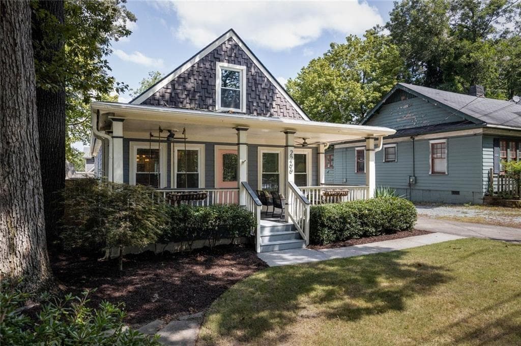 3 bedroom, 3 bathroom, 1,860 sq ft single family residence for sale at 2266 Memorial Drive, Atlanta, GA 30317 — photo 10