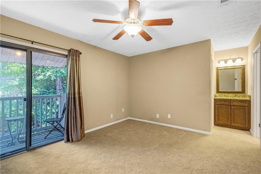 2 bedroom, 3 bathroom, 1,293 sq ft condominium for sale at 2877 Torreya Way, Marietta, GA 30067 — photo 7