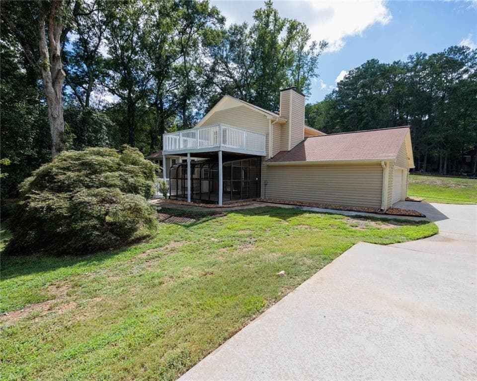 4 bedroom, 3 bathroom, 2,307 sq ft single family residence for sale at 551 Covered Bridge Trail, Fayetteville, GA 30214 — photo 7