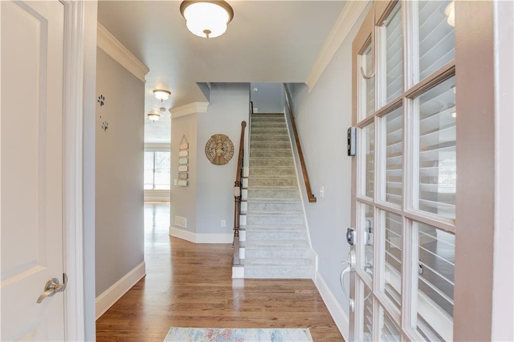 3 bedroom, 4 bathroom, 3,099 sq ft townhouse for rent at 5885 Vista Brook Drive, Suwanee, GA 30024 for $2,800 a month — photo 3