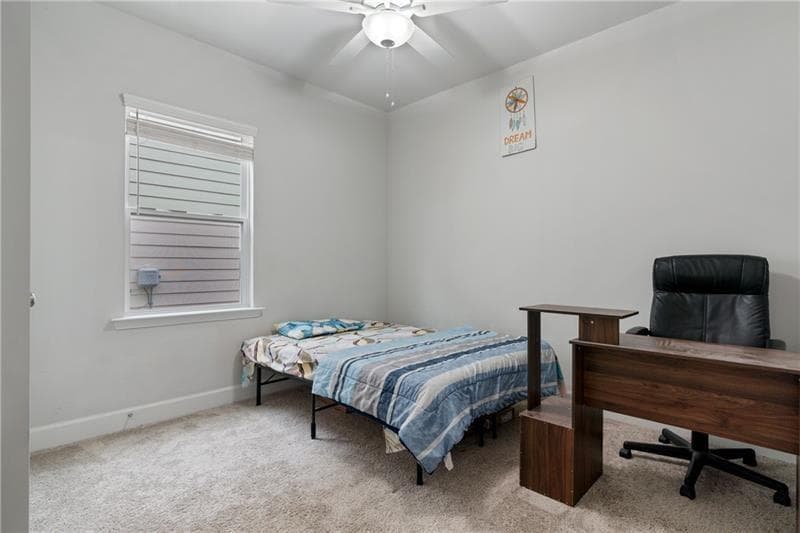 4 bedroom, 3 bathroom, 2,342 sq ft single family residence for sale at 5915 Pinnacle View Road, Cumming, GA 30040 — photo 9