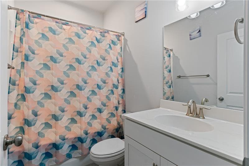 4 bedroom, 3 bathroom, 2,342 sq ft single family residence for sale at 5915 Pinnacle View Road, Cumming, GA 30040 — photo 10