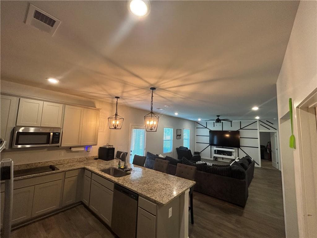5 bedroom, 4 bathroom, 3,402 sq ft single family residence for sale at 942 Teabiscuit Way, Mcdonough, GA 30253 — photo 7