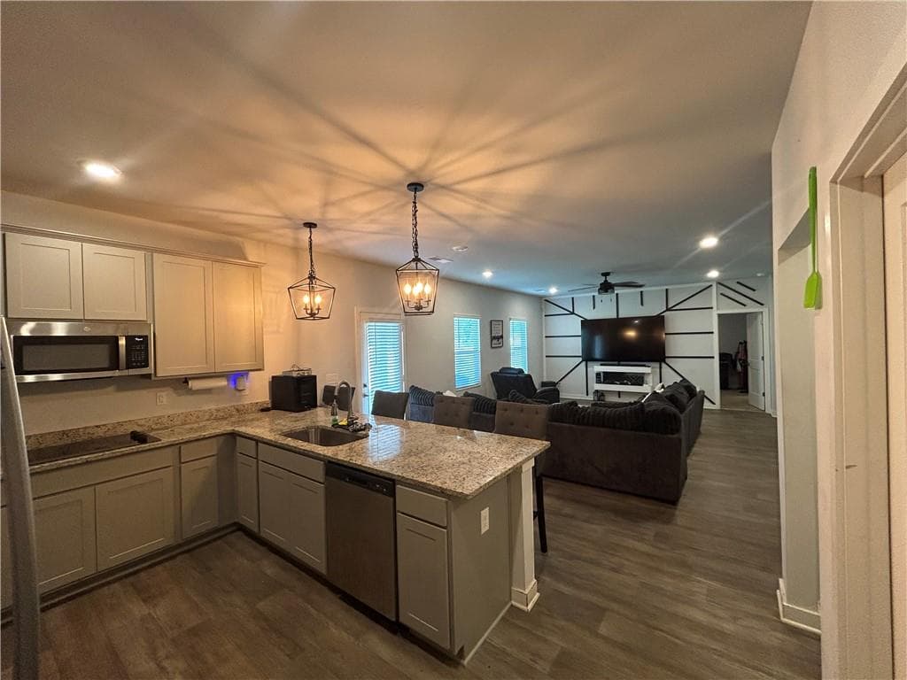 5 bedroom, 4 bathroom, 3,402 sq ft single family residence for sale at 942 Teabiscuit Way, Mcdonough, GA 30253 — photo 8