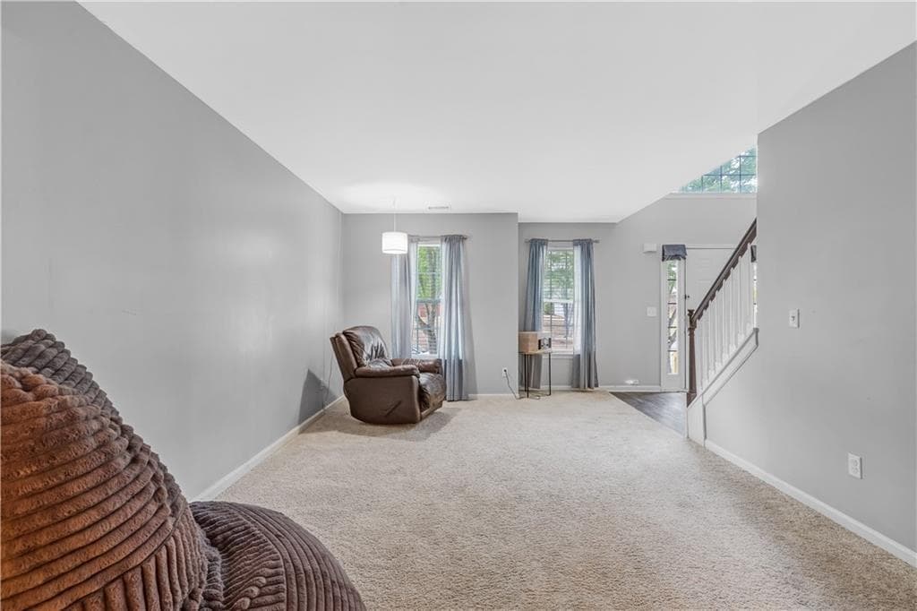 5 bedroom, 3 bathroom, 3,434 sq ft single family residence for sale at 3275 Hunting Creek Pass, Douglasville, GA 30135 — photo 5