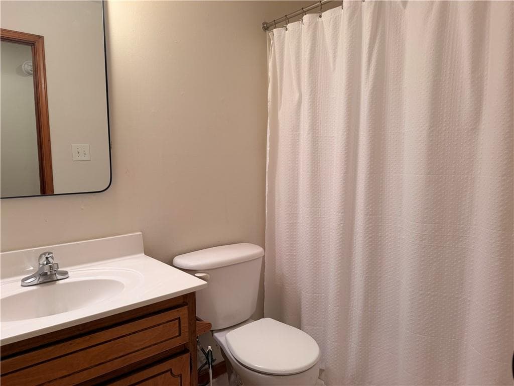 3 bedroom, 2 bathroom, 1,261 sq ft single family residence for rent at 305 Deergrass Trail, Peachtree City, GA 30269 for $2,250 a month — photo 10
