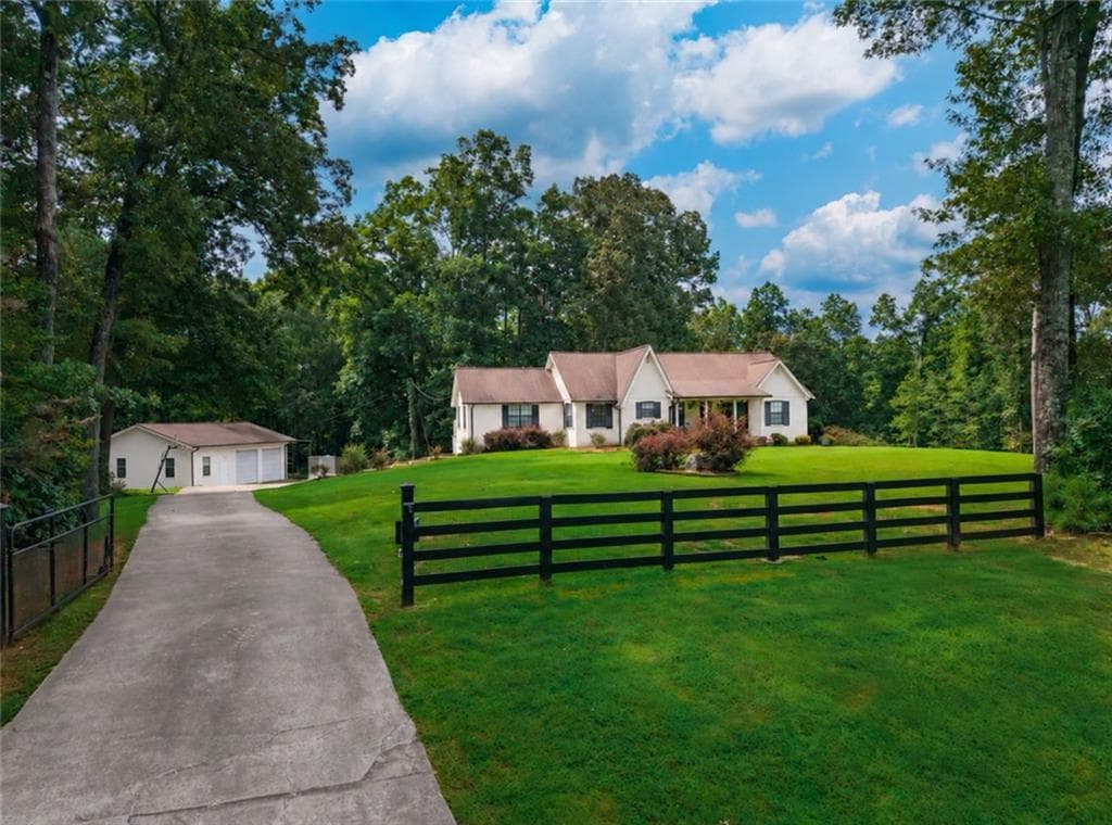4 bedroom, 3 bathroom, 2,512 sq ft single family residence for sale at 400 Cable Road, Waleska, GA 30183