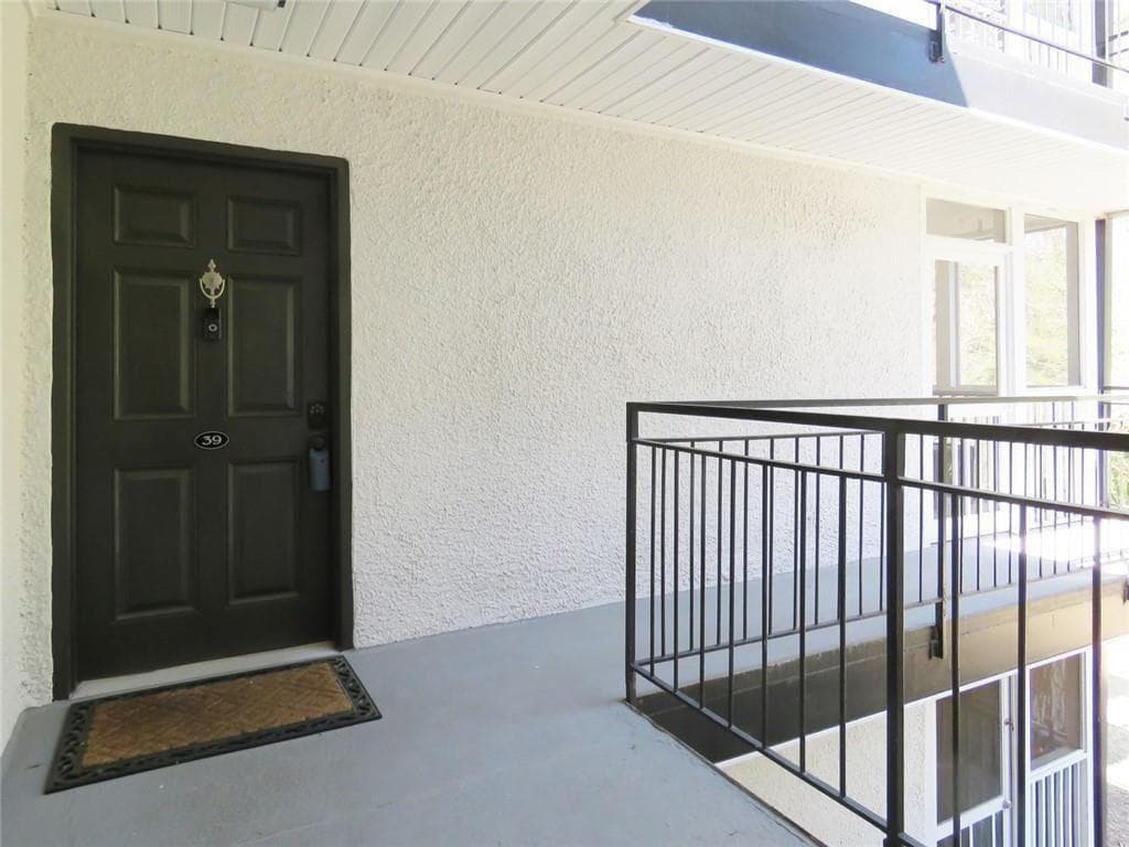 2 bedroom, 2 bathroom, 1,060 sq ft condominium for sale at 1445 Monroe Drive C39, Atlanta, GA 30324 — photo 8