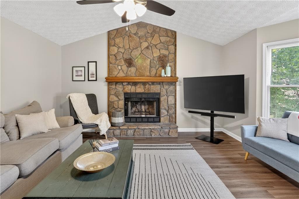 4 bedroom, 2 bathroom, 2,252 sq ft single family residence for rent at 2562 Kennesaw Springs Court, Kennesaw, GA 30144 for $2,400 a month — photo 4