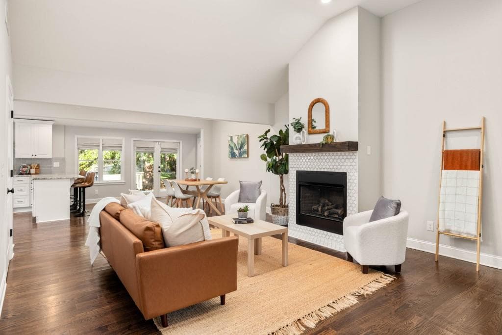 3 bedroom, 2 bathroom, 1,644 sq ft single family residence for sale at 1241 Oldfield Road, Decatur, GA 30030 — photo 5