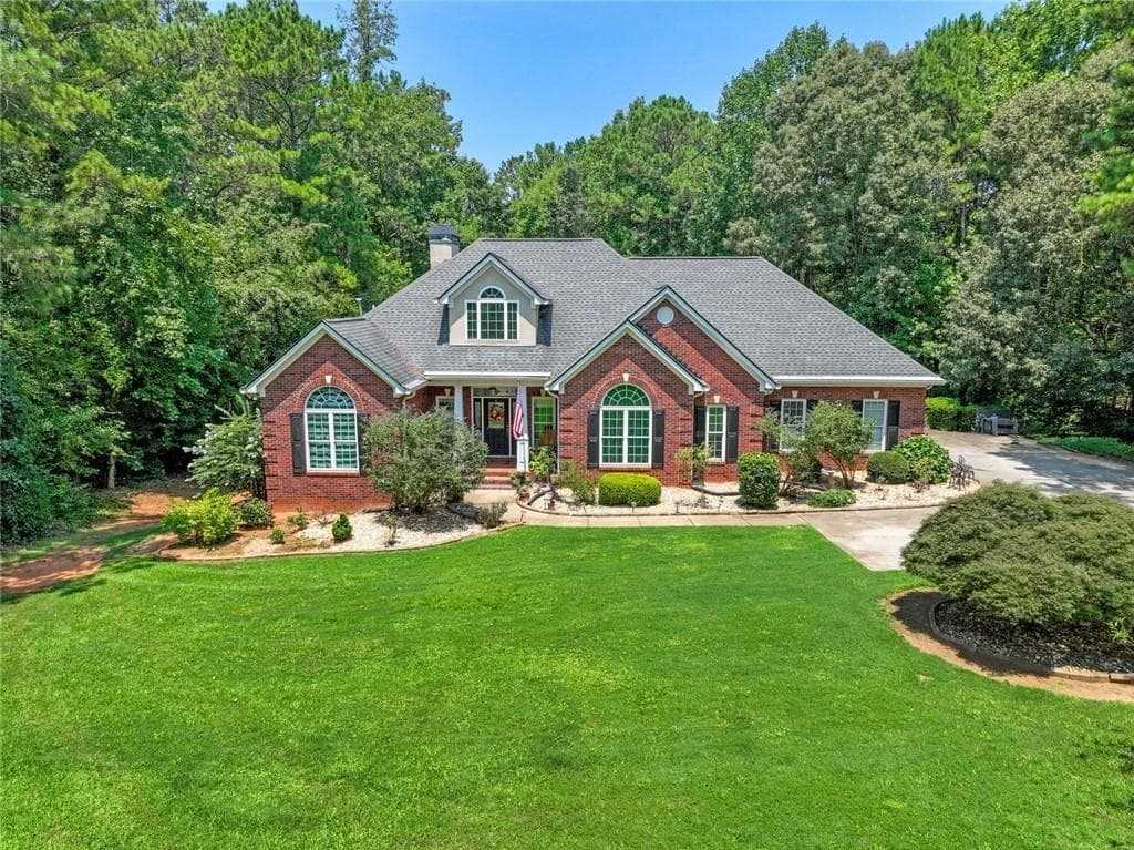 4 bedroom, 4 bathroom, 5,050 sq ft single family residence for sale at 315 Monroe Drive, Mcdonough, GA 30252