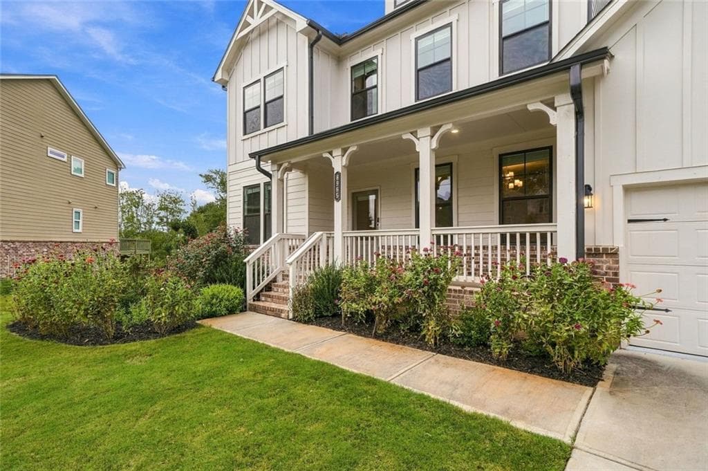 5 bedroom, 4 bathroom, 3,628 sq ft single family residence for sale at 8965 Tanner Crescent, Ball Ground, GA 30107 — photo 4