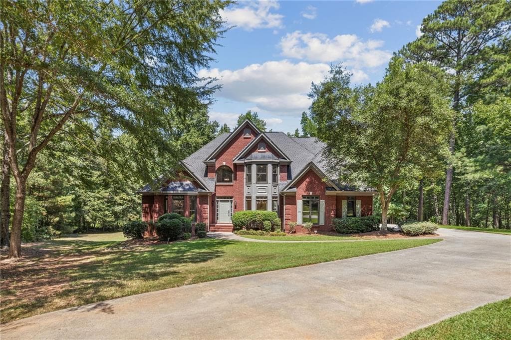 5 bedroom, 5 bathroom, 3,463 sq ft single family residence for sale at 35 Cornish Trace Drive, Covington, GA 30014 — photo 2