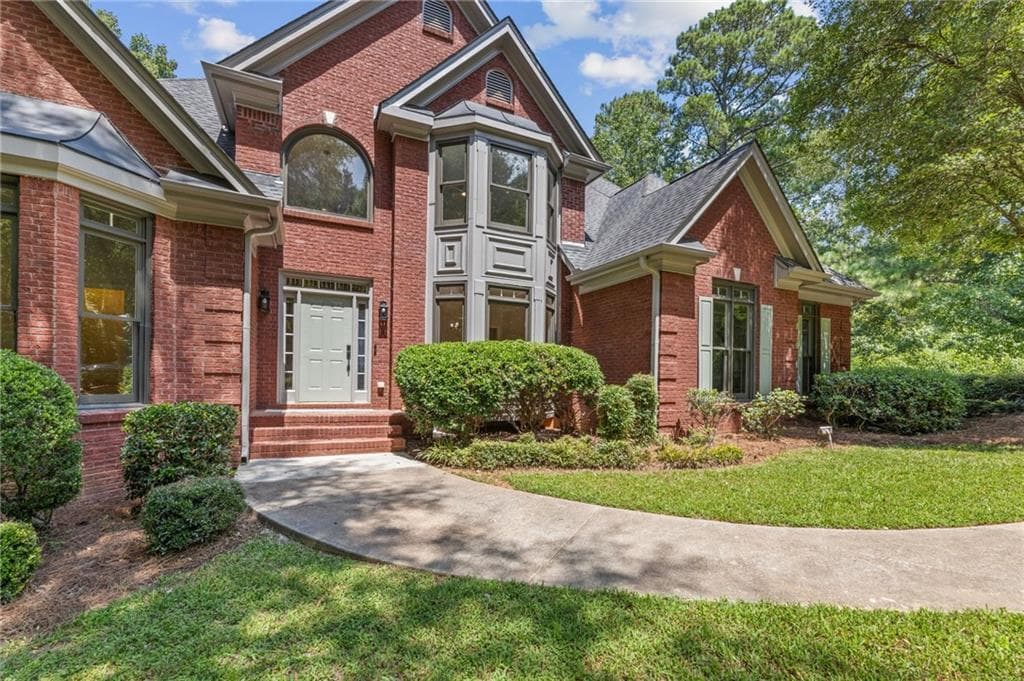 5 bedroom, 5 bathroom, 3,463 sq ft single family residence for sale at 35 Cornish Trace Drive, Covington, GA 30014 — photo 4
