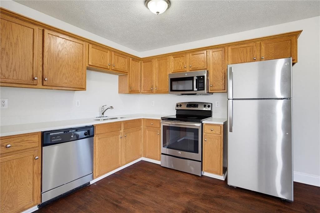 3 bedroom, 2 bathroom, 1,339 sq ft single family residence for sale at 104 Chartres Street, Dallas, GA 30157 — photo 5