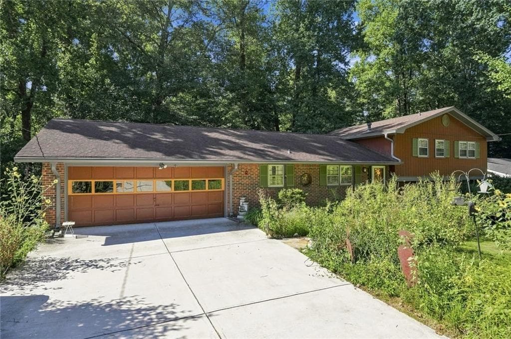 3 bedroom, 3 bathroom, 3,177 sq ft single family residence for sale at 2804 Whitby Drive, Atlanta, GA 30340