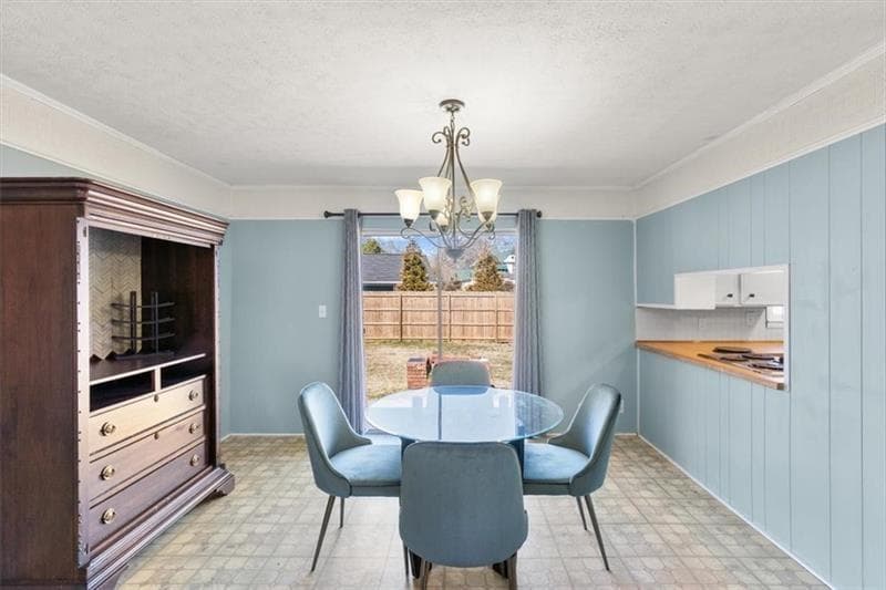 4 bedroom, 2 bathroom, 1,704 sq ft single family residence for sale at 213 Cook Street, Cartersville, GA 30120 — photo 8