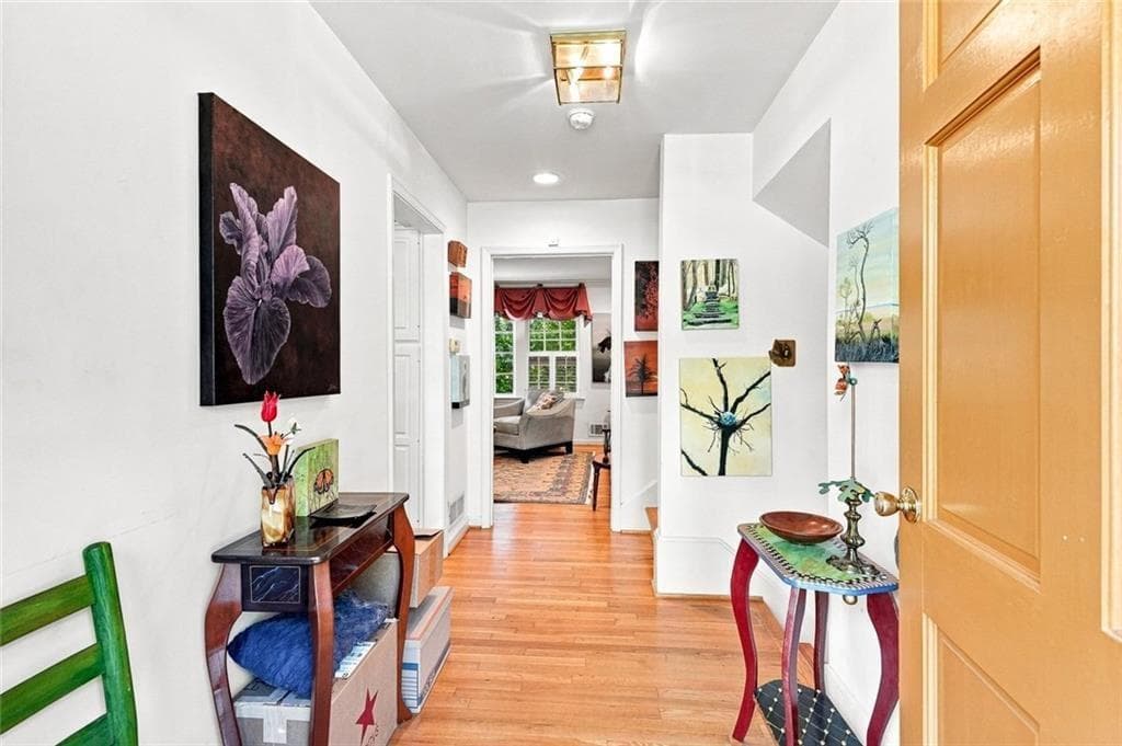 3 bedroom, 3 bathroom, 3,177 sq ft single family residence for sale at 2804 Whitby Drive, Atlanta, GA 30340 — photo 3