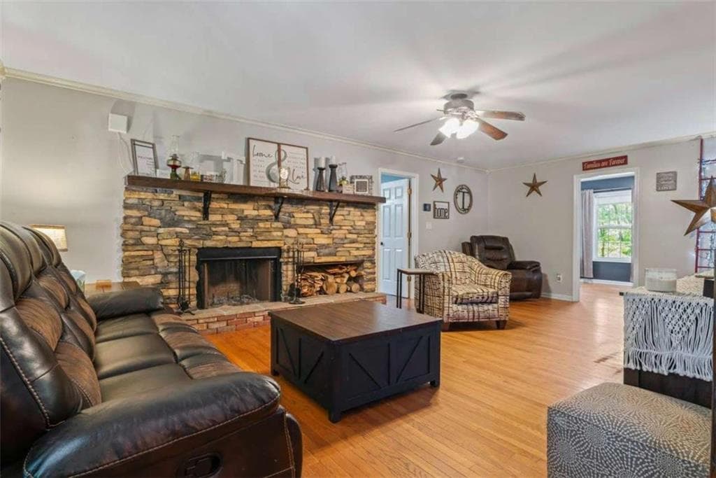4 bedroom, 4 bathroom, 4,424 sq ft single family residence for sale at 3505 Clear View Trail, Stockbridge, GA 30281 — photo 4