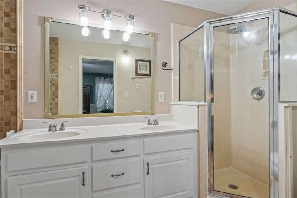 4 bedroom, 4 bathroom, 4,424 sq ft single family residence for sale at 3505 Clear View Trail, Stockbridge, GA 30281 — photo 8