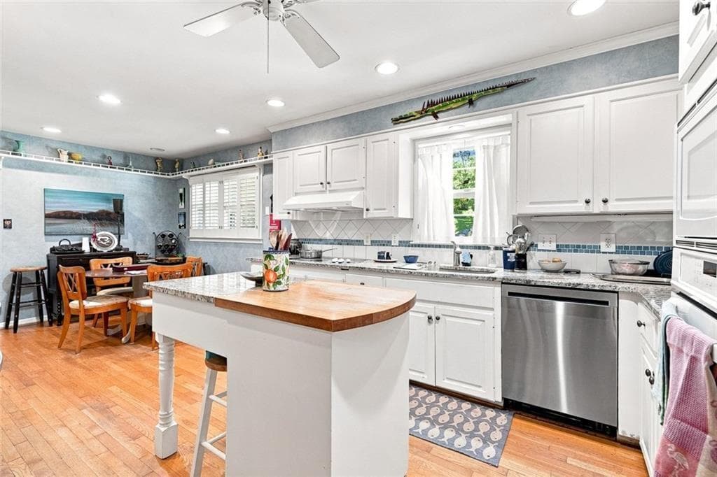 3 bedroom, 3 bathroom, 3,177 sq ft single family residence for sale at 2804 Whitby Drive, Atlanta, GA 30340 — photo 9
