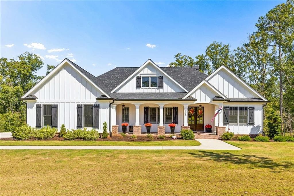 3 bedroom, 2 bathroom, 2,432 sq ft single family residence for sale at 208 Sawyers Farm Drive, Waleska, GA 30183