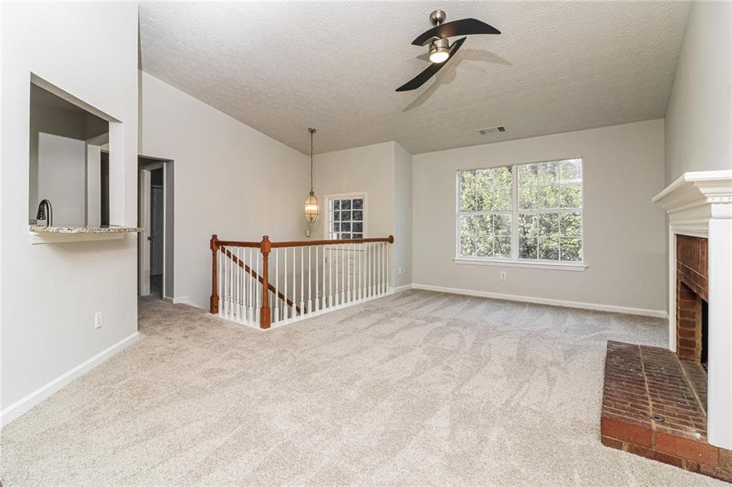 4 bedroom, 3 bathroom, 1,805 sq ft single family residence for sale at 3579 Dyer Parke Lane, Marietta, GA 30060 — photo 4
