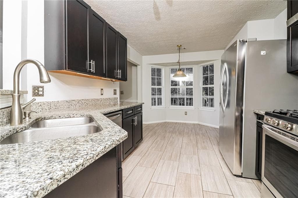 4 bedroom, 3 bathroom, 1,805 sq ft single family residence for sale at 3579 Dyer Parke Lane, Marietta, GA 30060 — photo 6
