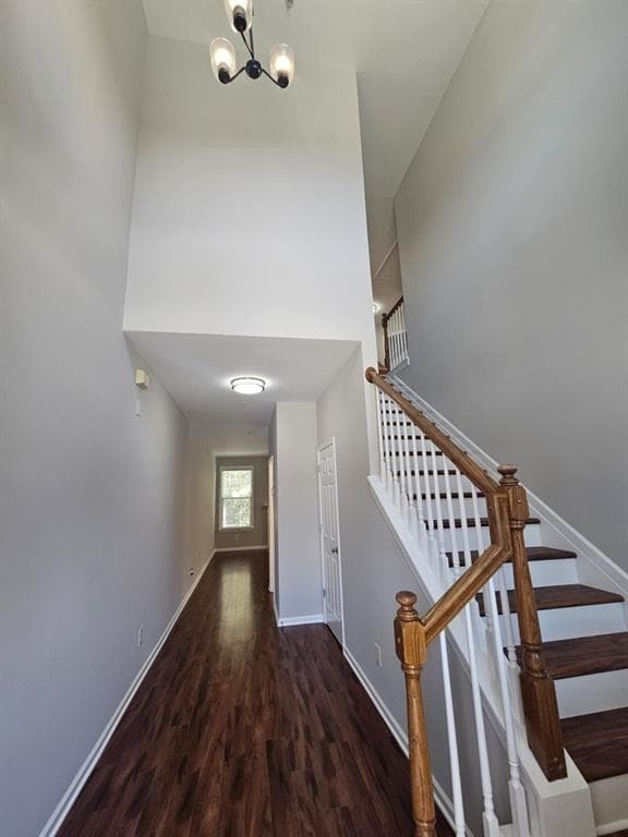 3 bedroom, 3 bathroom, 1,886 sq ft townhouse for rent at 3352 Castleberry Village Circle, Cumming, GA 30040 for $2,050 a month — photo 2