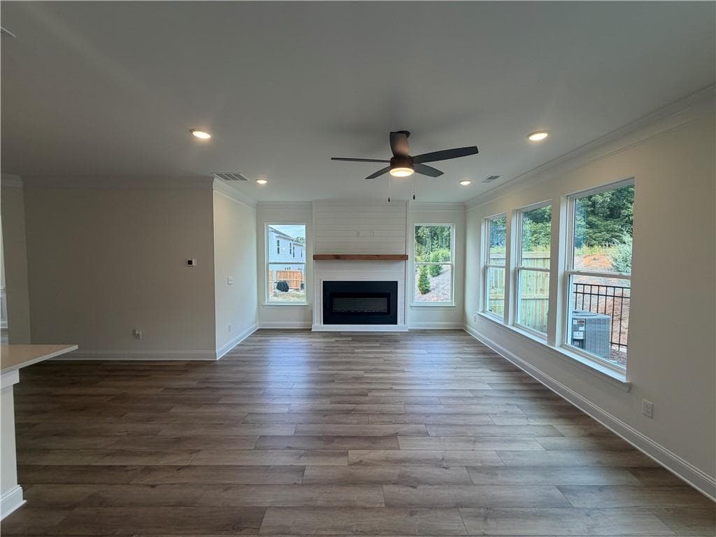 3 bedroom, 3 bathroom, 2,062 sq ft townhouse for sale at 14 Trace Bluff, Dawsonville, GA 30534 — photo 3