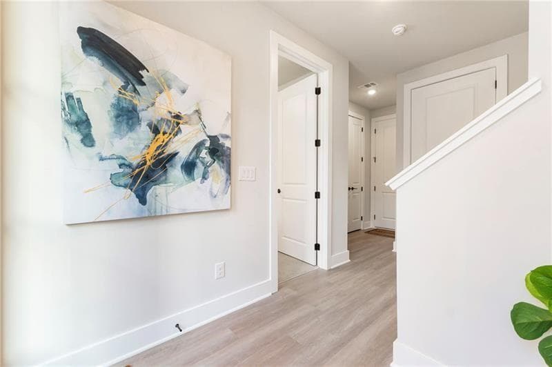 3 bedroom, 4 bathroom, 2,190 sq ft townhouse for sale at 2202 Carlton Court, Atlanta, GA 30318 — photo 4