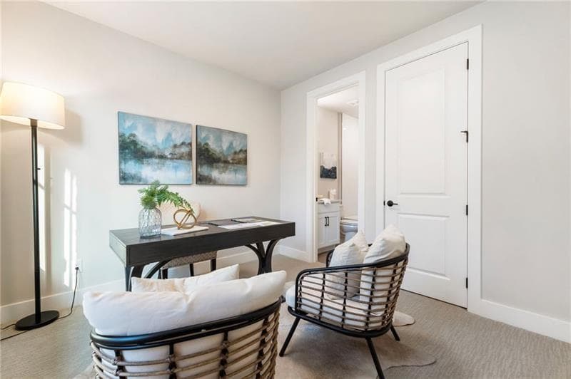 3 bedroom, 4 bathroom, 2,190 sq ft townhouse for sale at 2202 Carlton Court, Atlanta, GA 30318 — photo 6