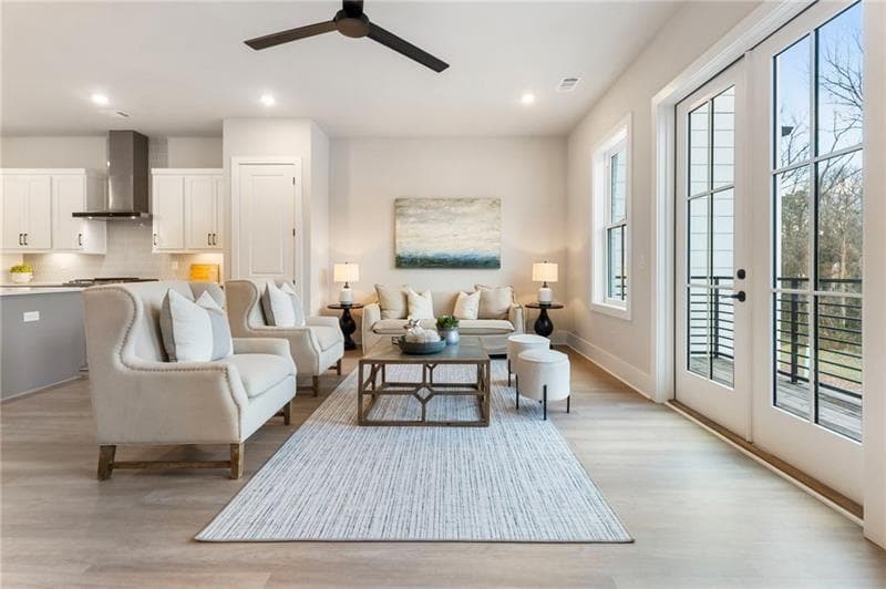 3 bedroom, 4 bathroom, 2,190 sq ft townhouse for sale at 2202 Carlton Court, Atlanta, GA 30318 — photo 9