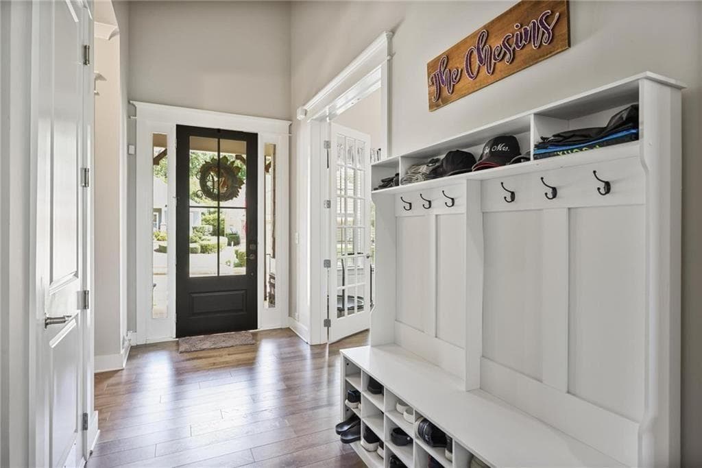 4 bedroom, 4 bathroom, 5,056 sq ft single family residence for sale at 322 Woodridge Pass, Canton, GA 30114 — photo 4