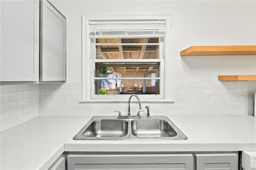 3 bedroom, 1 bathroom, 1,150 sq ft single family residence for sale at 179 Long Drive, Marietta, GA 30060 — photo 9