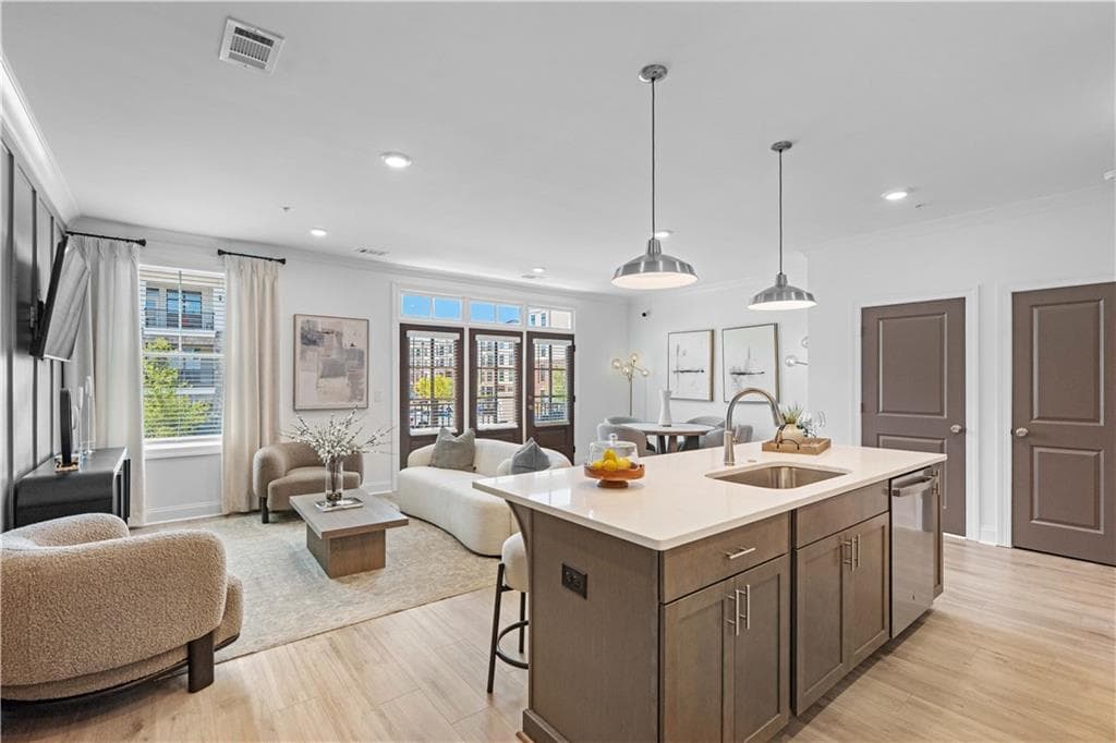 3 bedroom, 4 bathroom, 1,703 sq ft condominium for sale at 532 Alice Way D8, Cumming, GA 30040 — photo 9