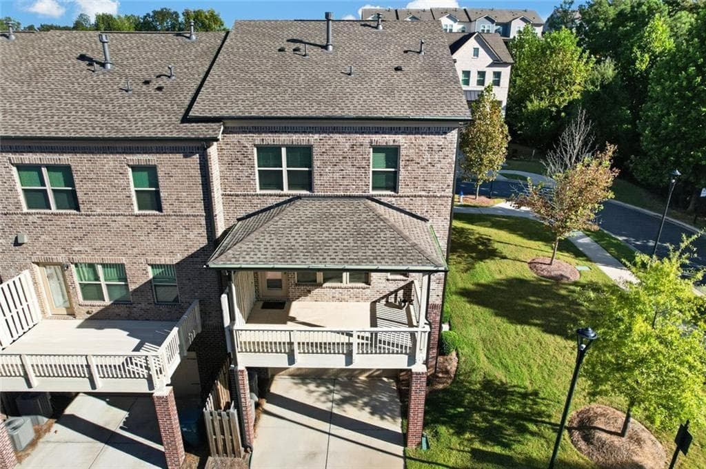 3 bedroom, 4 bathroom, 3,192 sq ft townhouse for sale at 282 Commons Avenue, Woodstock, GA 30188 — photo 6