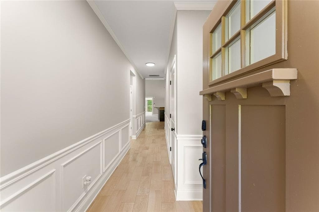 3 bedroom, 2 bathroom, 2,069 sq ft single family residence for sale at 3588 Phoenix Cove Drive, Gainesville, GA 30506 — photo 7