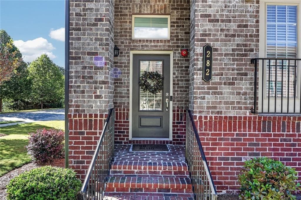 3 bedroom, 4 bathroom, 3,192 sq ft townhouse for sale at 282 Commons Avenue, Woodstock, GA 30188 — photo 10
