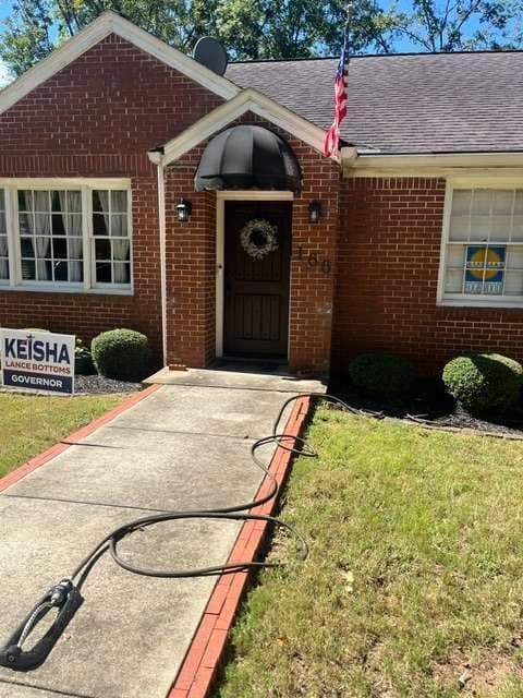 2 bedroom, 1 bathroom, 1,056 sq ft single family residence for sale at 166 Whitefoord Avenue, Atlanta, GA 30307 — photo 4