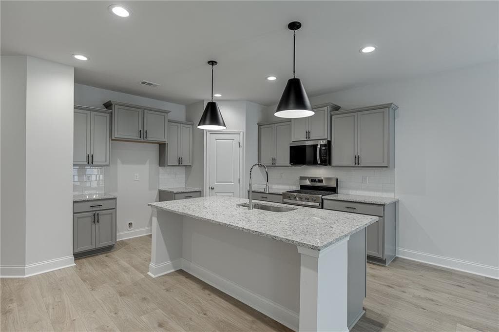 3 bedroom, 3 bathroom, 1,834 sq ft townhouse for sale at 757 Woods Chapel Road Lot 98, Sugar Hill, GA 30518 — photo 7