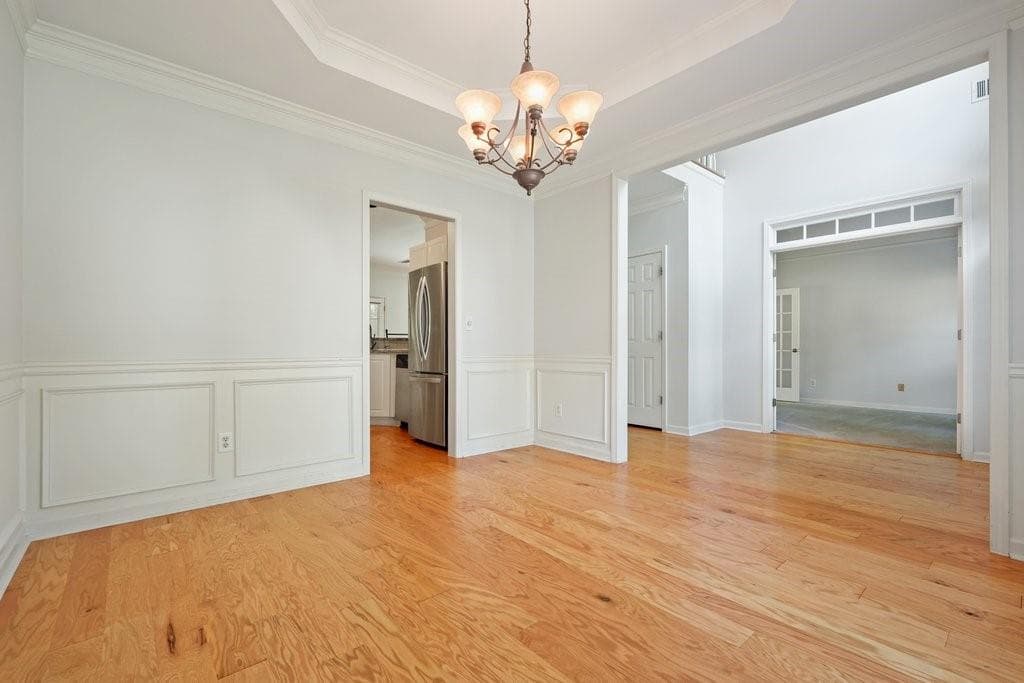 5 bedroom, 3 bathroom, 2,548 sq ft single family residence for sale at 4013 Ironhill Lane, Woodstock, GA 30189 — photo 8