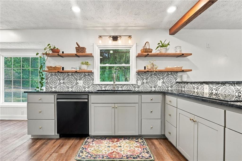 4 bedroom, 3 bathroom, 2,114 sq ft single family residence for sale at 408 White Way, Winder, GA 30680 — photo 9