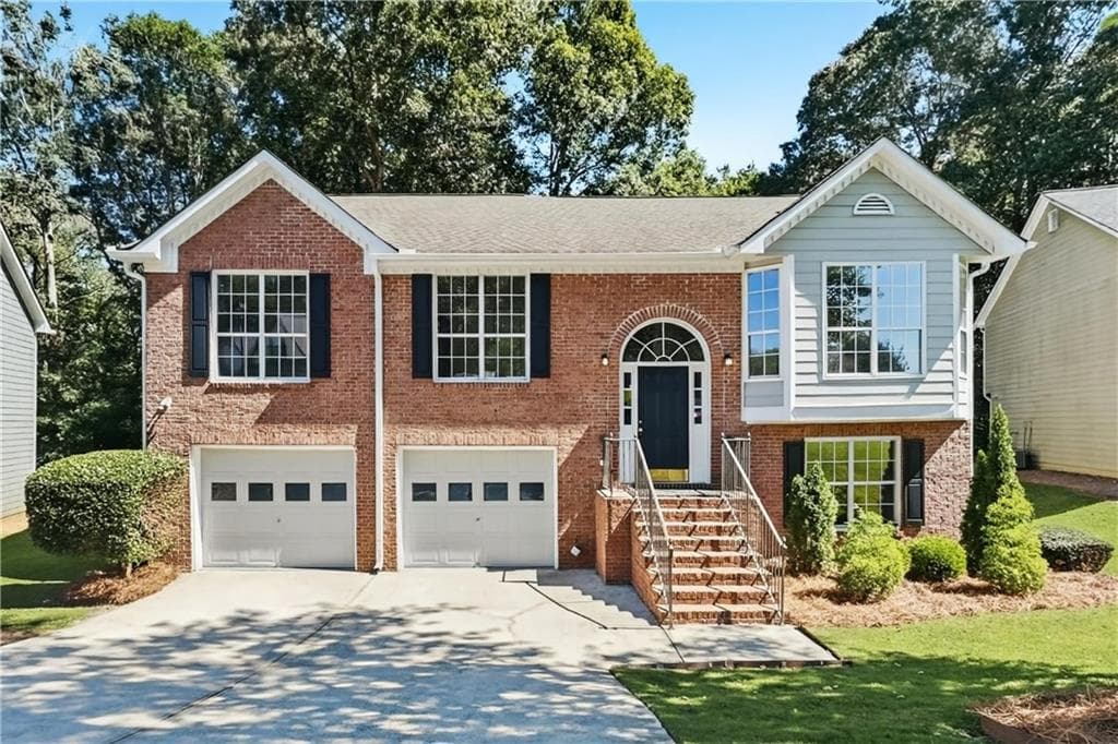 4 bedroom, 3 bathroom, 1,578 sq ft single family residence for sale at 390 Oak Vista Court, Lawrenceville, GA 30044