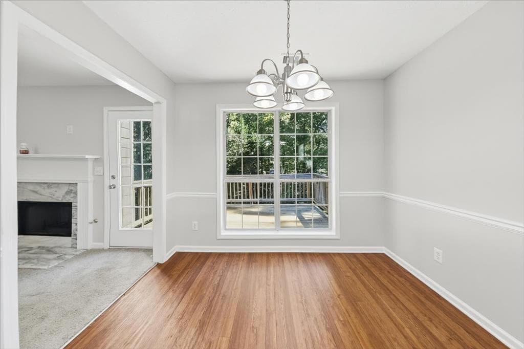 4 bedroom, 3 bathroom, 1,578 sq ft single family residence for sale at 390 Oak Vista Court, Lawrenceville, GA 30044 — photo 4